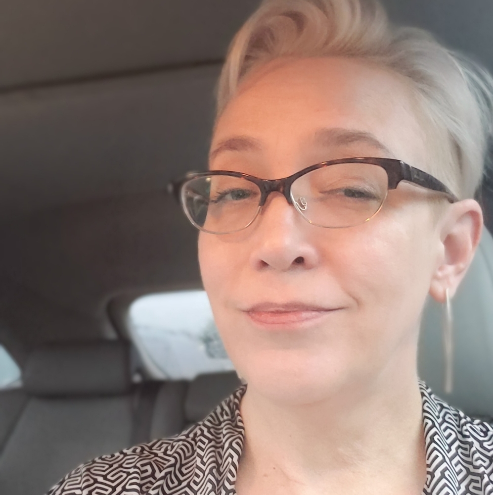 Meet your Posher, Beth